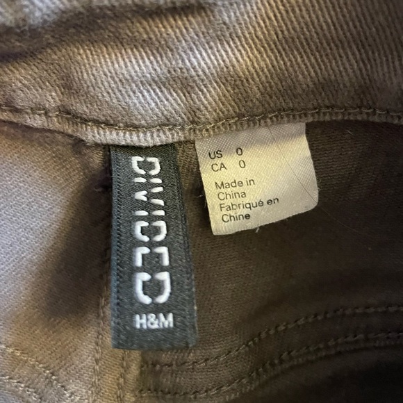 Gray jeans size 0 - Picture 3 of 3